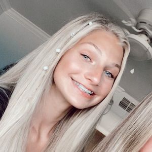 Meet your Posher, Mallory